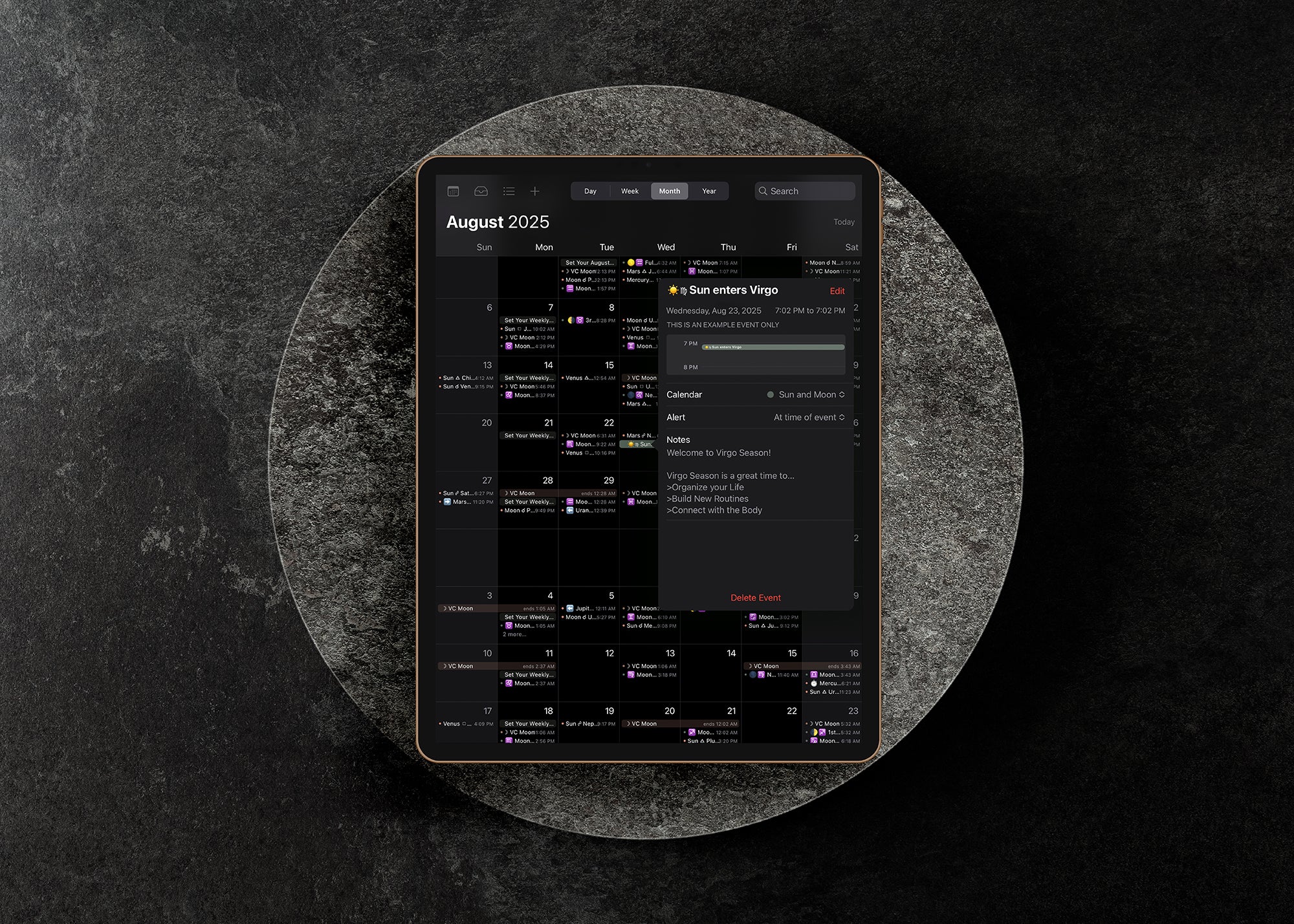 その他 Astrology: The Daily Love Calendar Llewellyn's 2025 Astrological Calendar | Llewellyn Worldwide